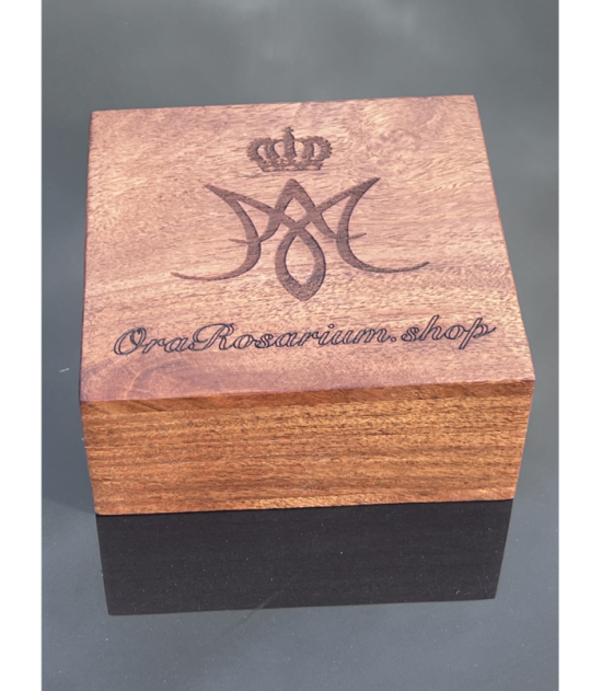 Pudełko z Drewna Akacjowego z Grawerowanym Logo OraRosarium.shop
